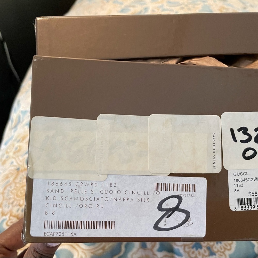 Gucci peep toe pumps, excellent condition. Worn once for a wedding. - Picture 4 of 10